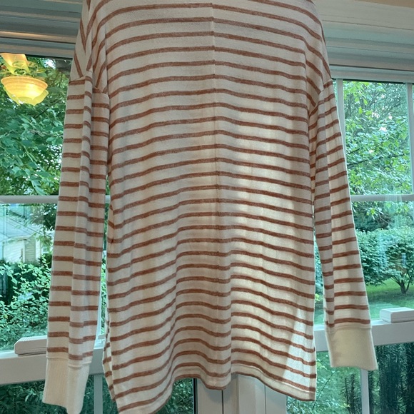 Abercrombie Striped Sweater - Picture 4 of 4